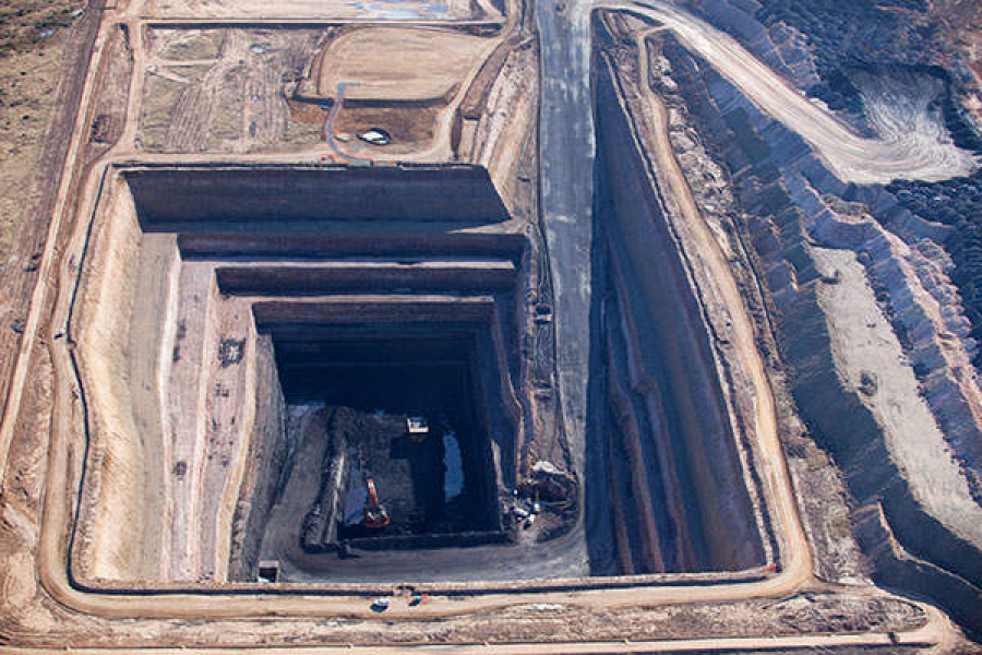 Alpha Coal Project's Bulk Sample Pit Boxcut Excavation