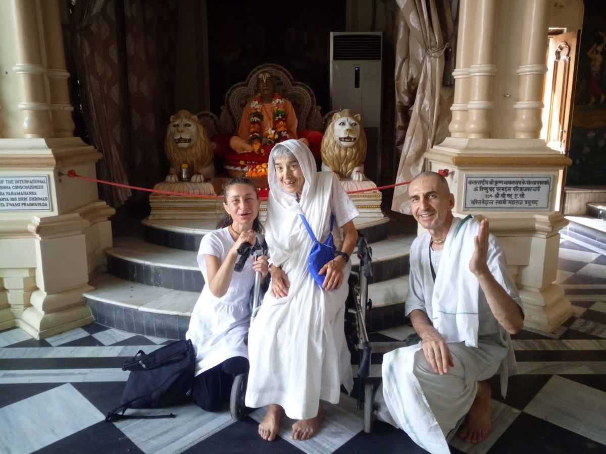 The first book distributor in Bulgaria. (in the middle)Srimati Nila Laksmi - last 20 years in Vrindavan distributing books, now retired. Near Padma Malini, my wife, 34 years BD, and my humble self.